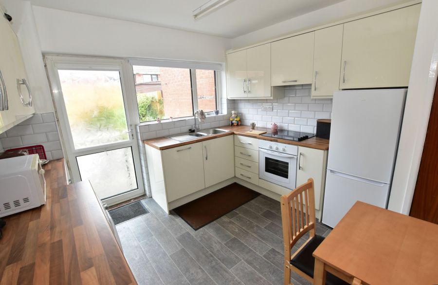 5 Innisfayle Park