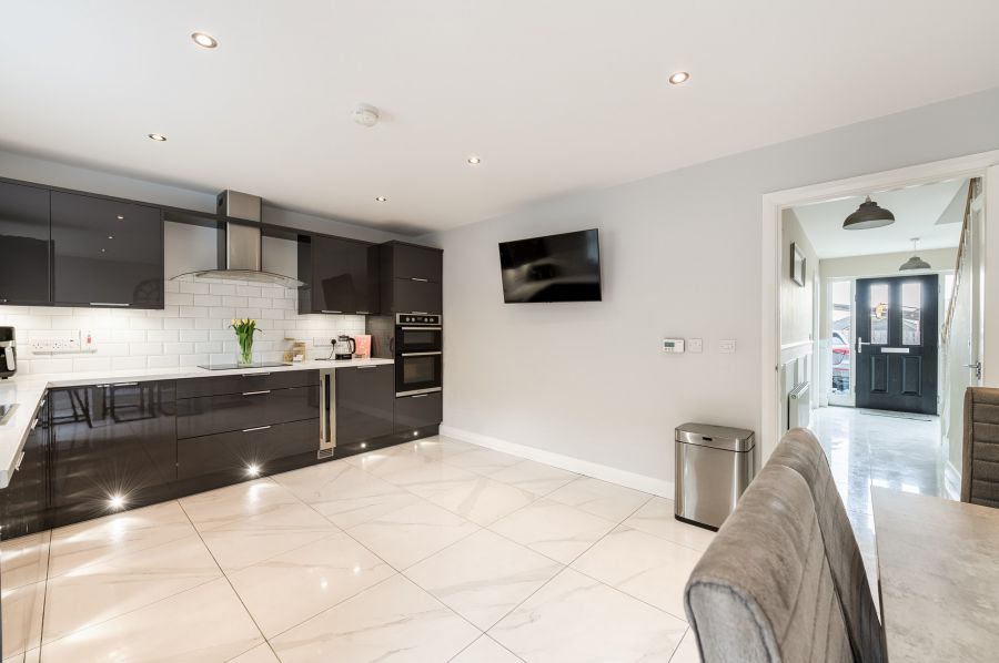 1 Limestone Meadows Crescent