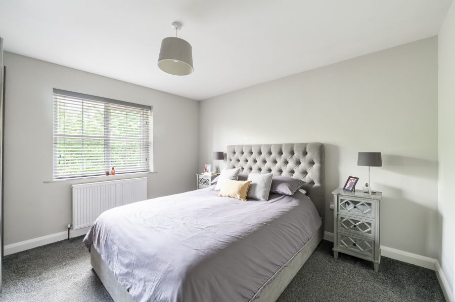 1 Limestone Meadows Crescent