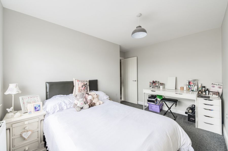 1 Limestone Meadows Crescent