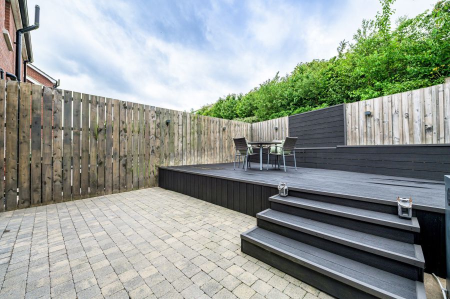 1 Limestone Meadows Crescent
