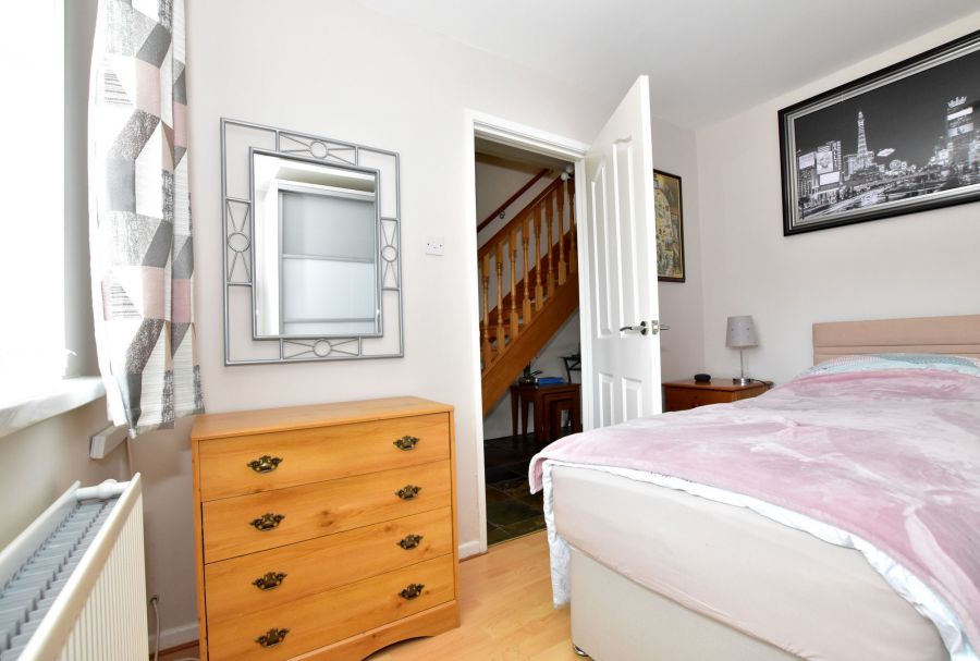 24 Beechwood Gardens