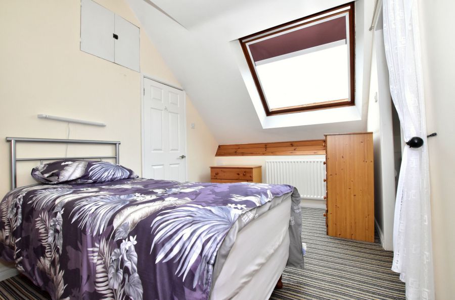 24 Beechwood Gardens