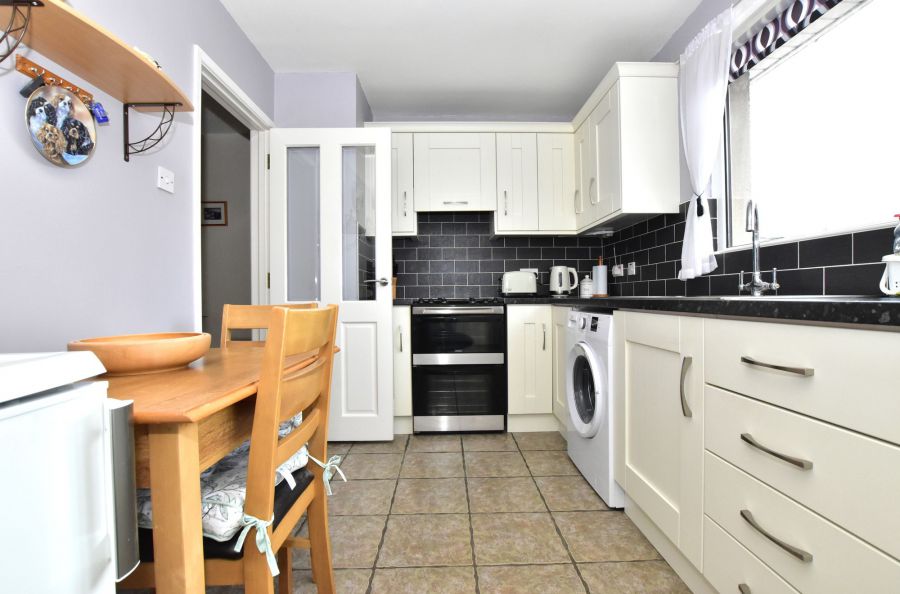 24 Beechwood Gardens