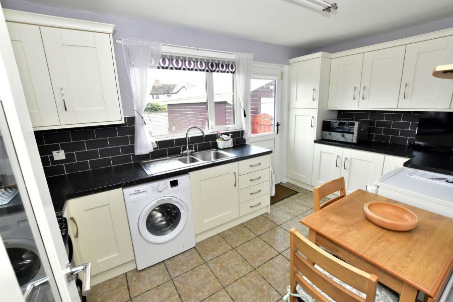 24 Beechwood Gardens