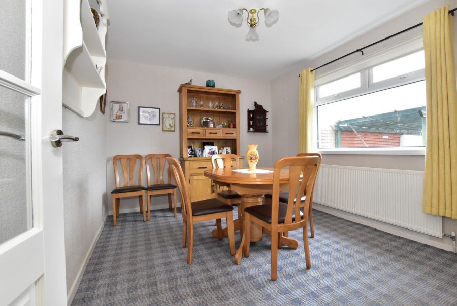 24 Beechwood Gardens