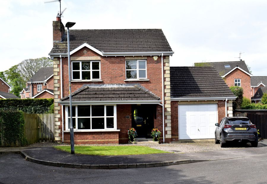 10 Cottage Avenue