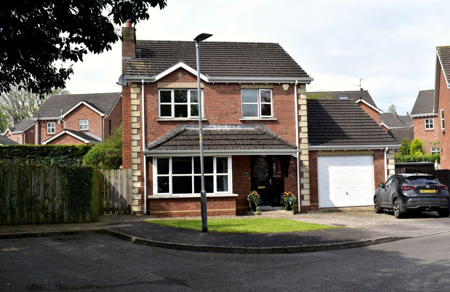 10 Cottage Avenue