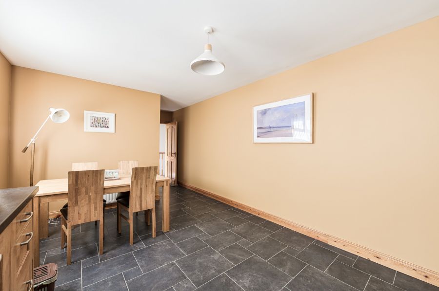 7A Chestnut Hall Court