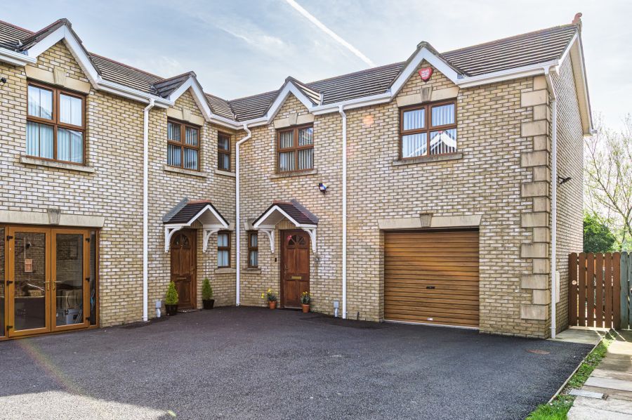 7A Chestnut Hall Court