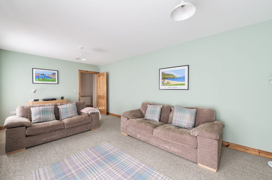 7A Chestnut Hall Court