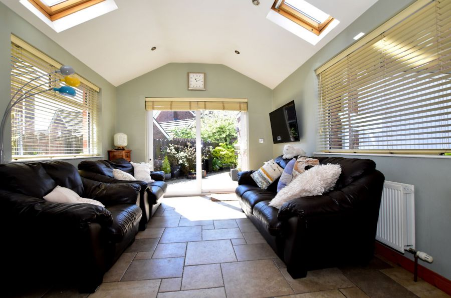 31 Wellington Park Avenue