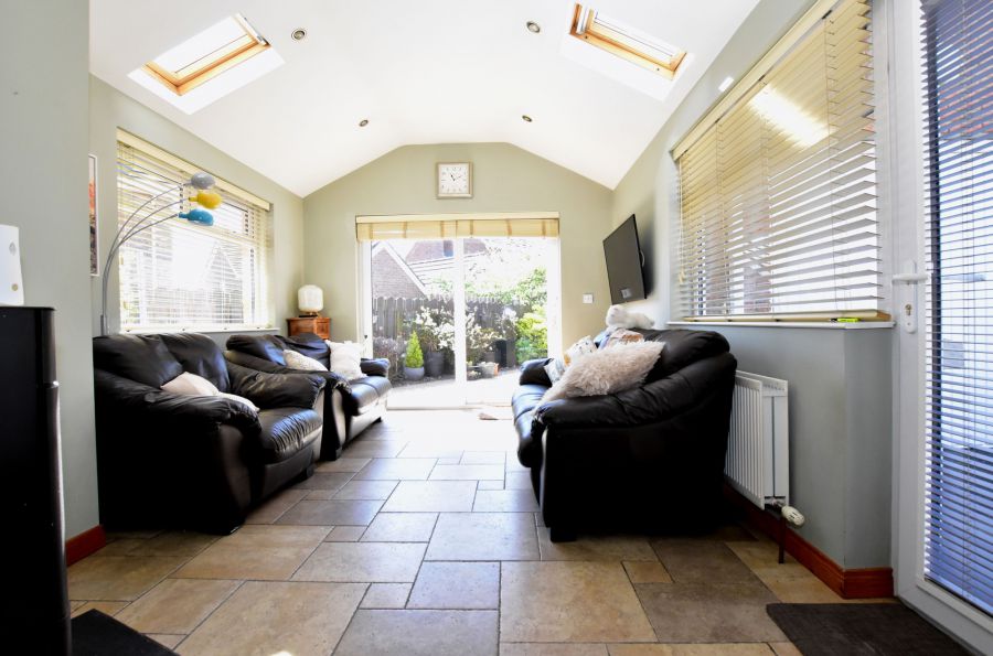 31 Wellington Park Avenue