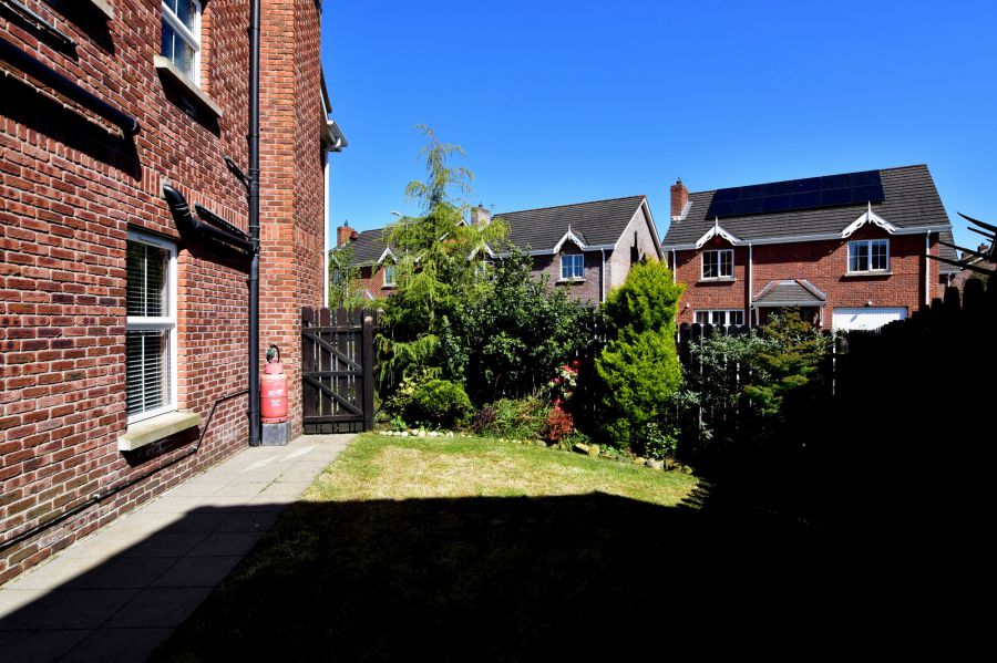 31 Wellington Park Avenue