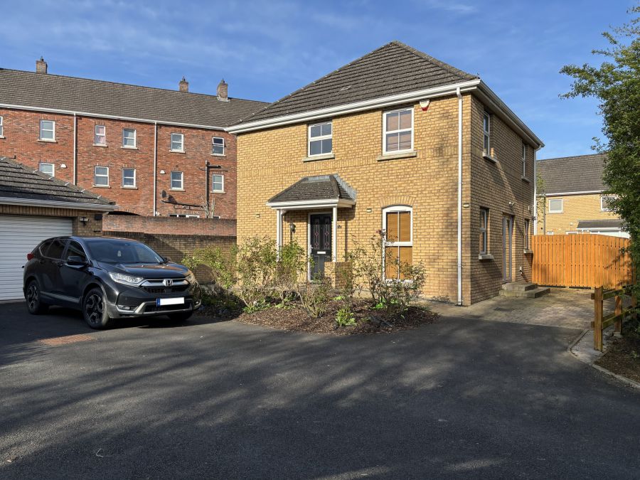 26 Holstein Crescent, Lisburn City, BT28 2RS
