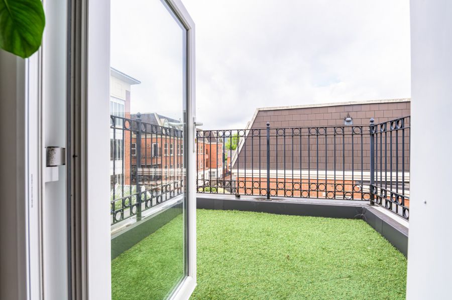 23 Ashley Courtyard