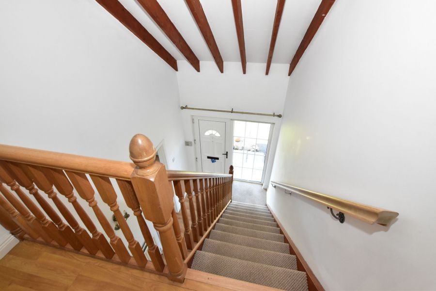 1 Hedingham