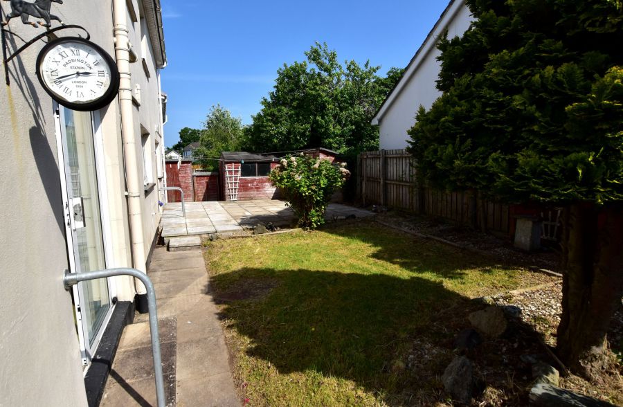 1 Hedingham