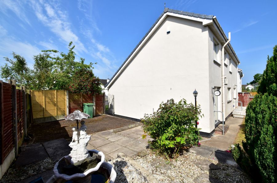 1 Hedingham