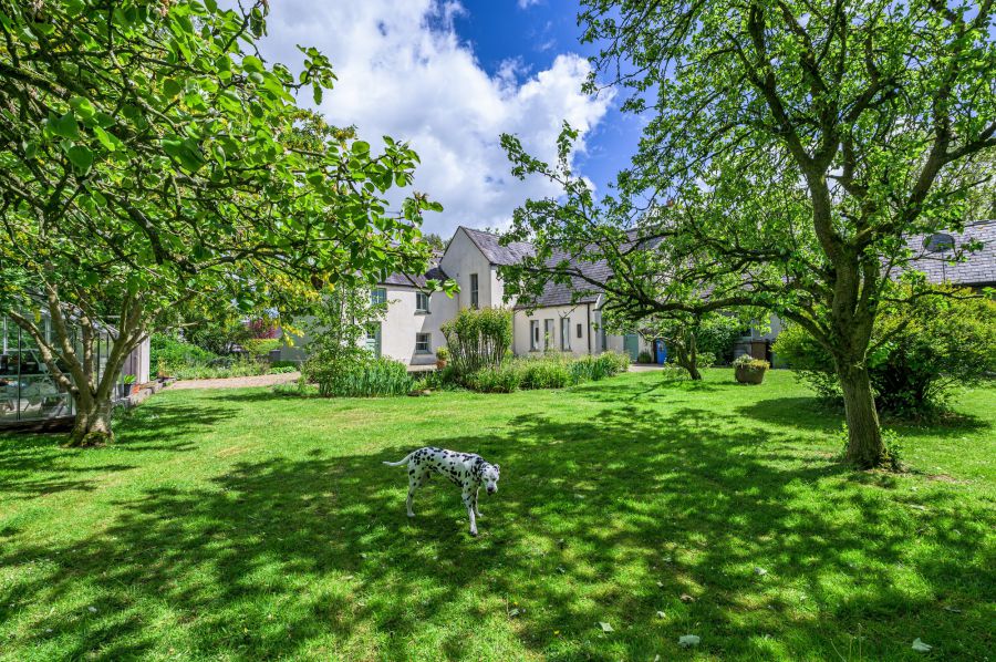 Ashvale, 10 Ballinderry Road