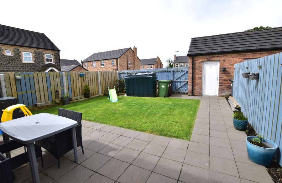 1 Wellington Park Gardens