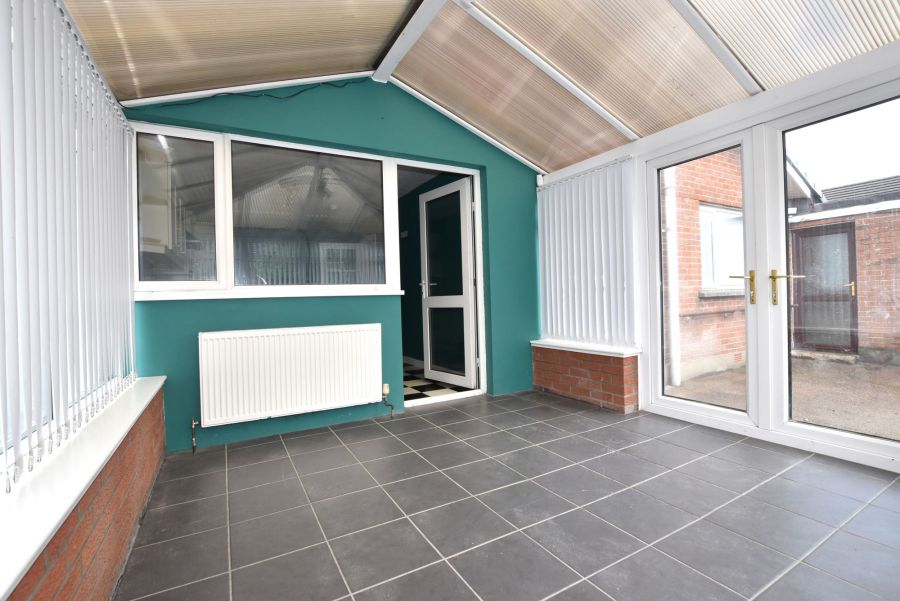 8 Beechwood Park