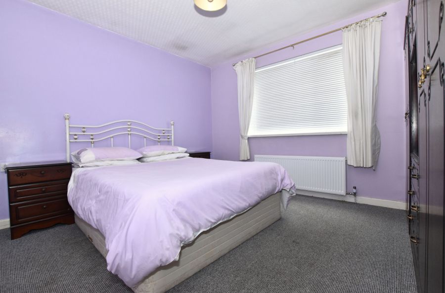 8 Beechwood Park