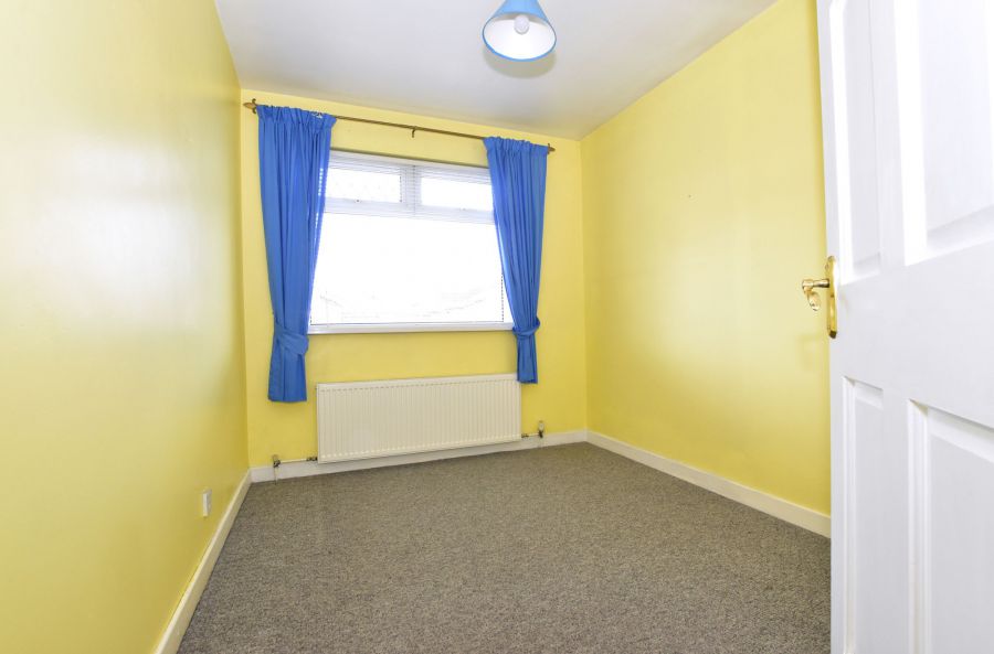 8 Beechwood Park