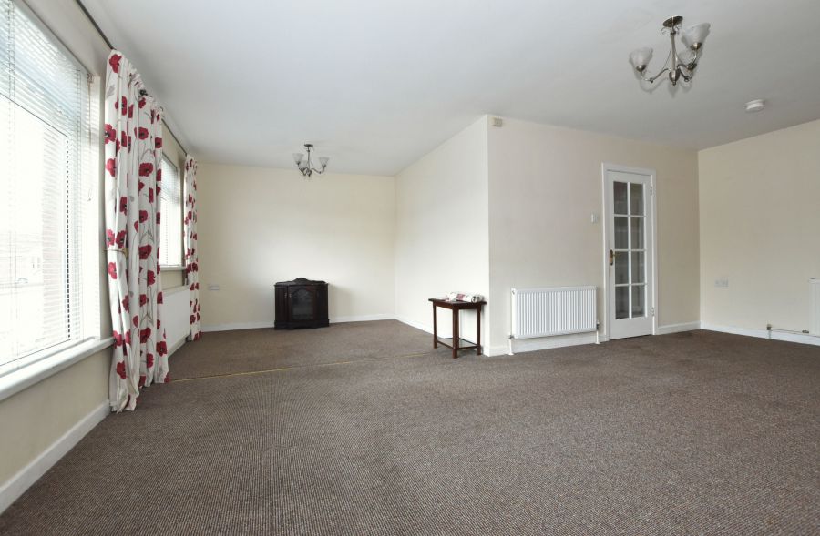 8 Beechwood Park