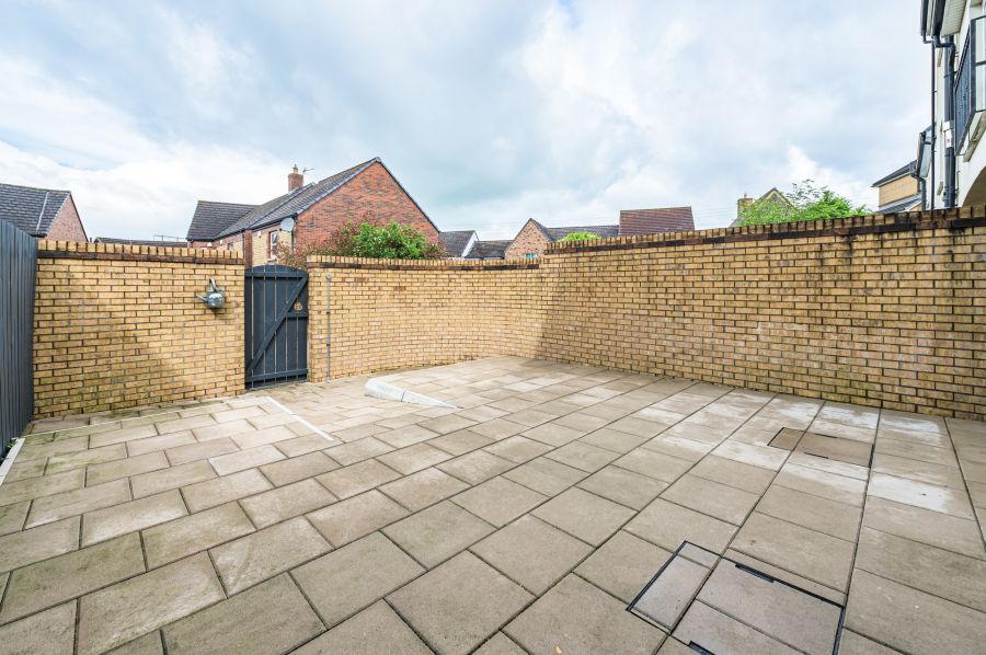 7 Lady Wallace Lane