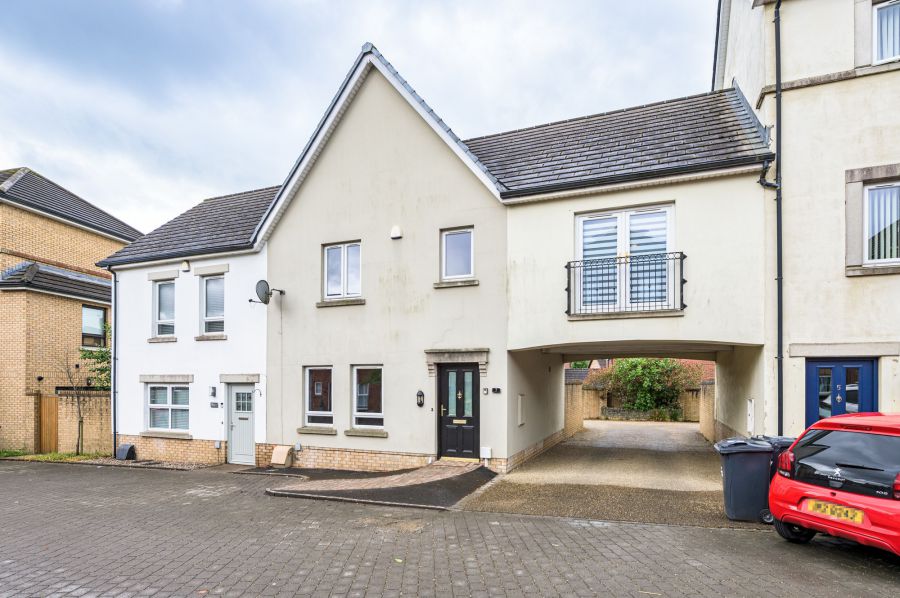 7 Lady Wallace Lane