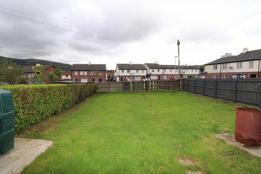 69 Rathcoole Drive