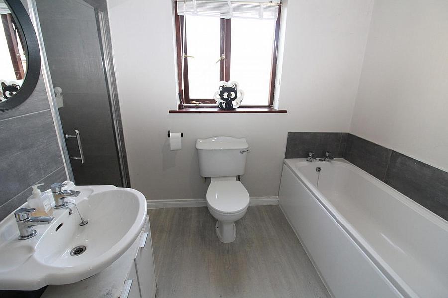 22 Glenabbey Crescent