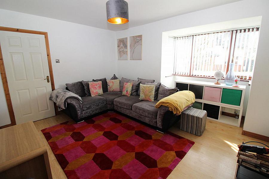 22 Glenabbey Crescent