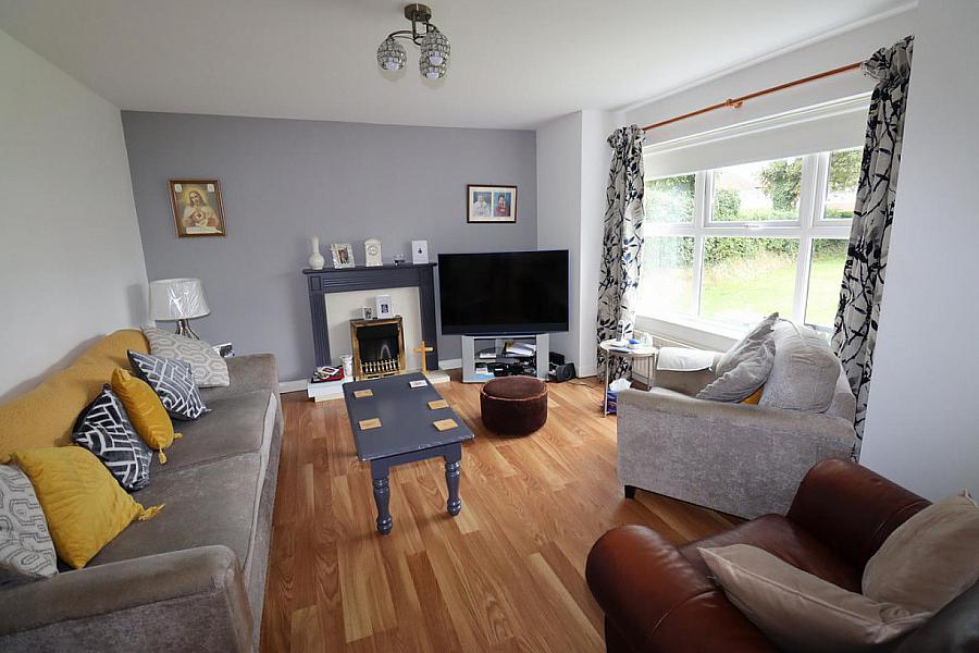 Apt 3, 407 Antrim Road