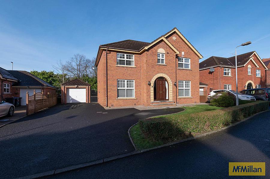 3 Abbeydene Manor