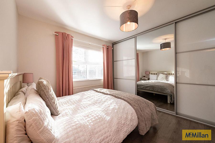 3 Abbeydene Manor