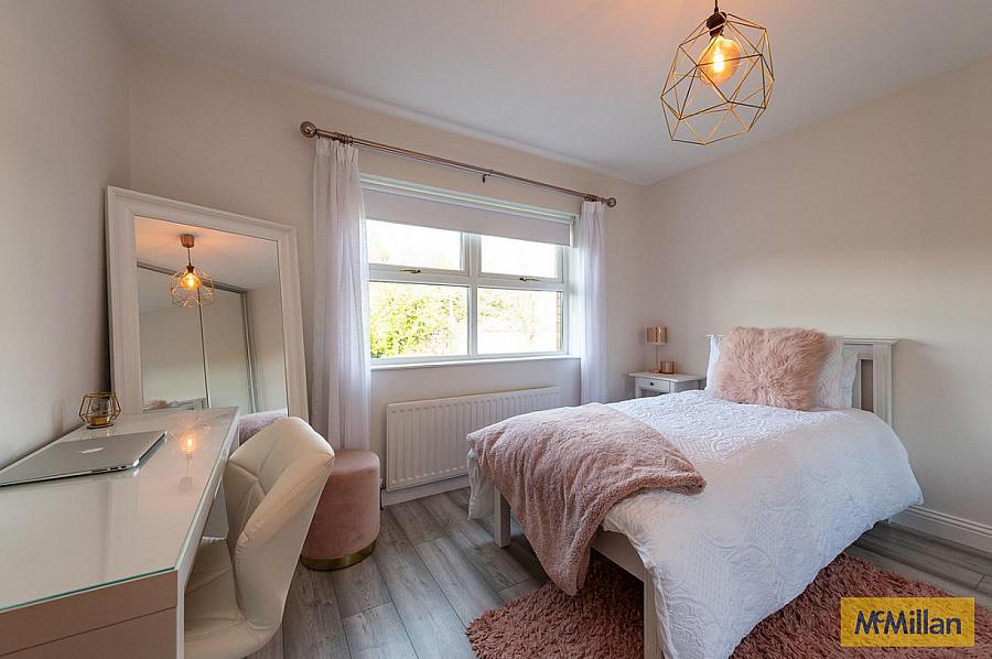 3 Abbeydene Manor