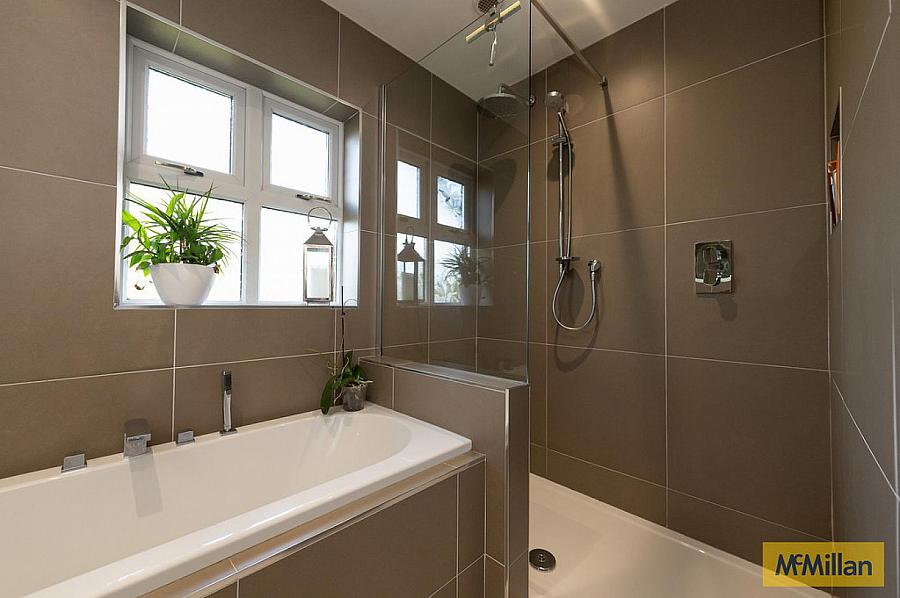 3 Abbeydene Manor
