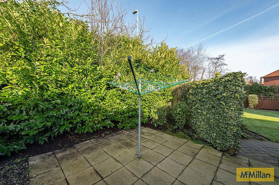 3 Abbeydene Manor