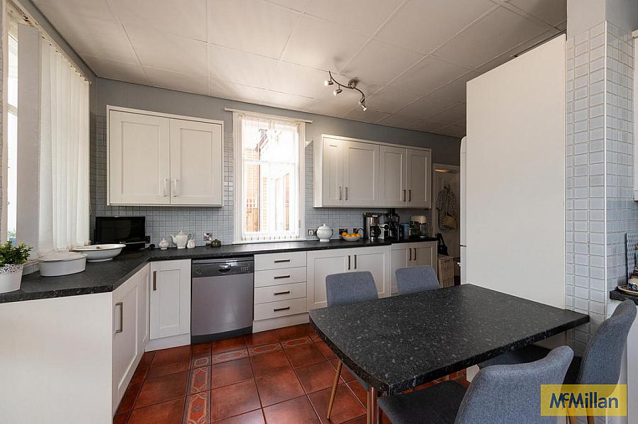 9 Downview Avenue
