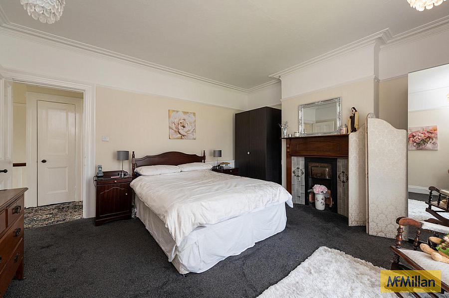 9 Downview Avenue