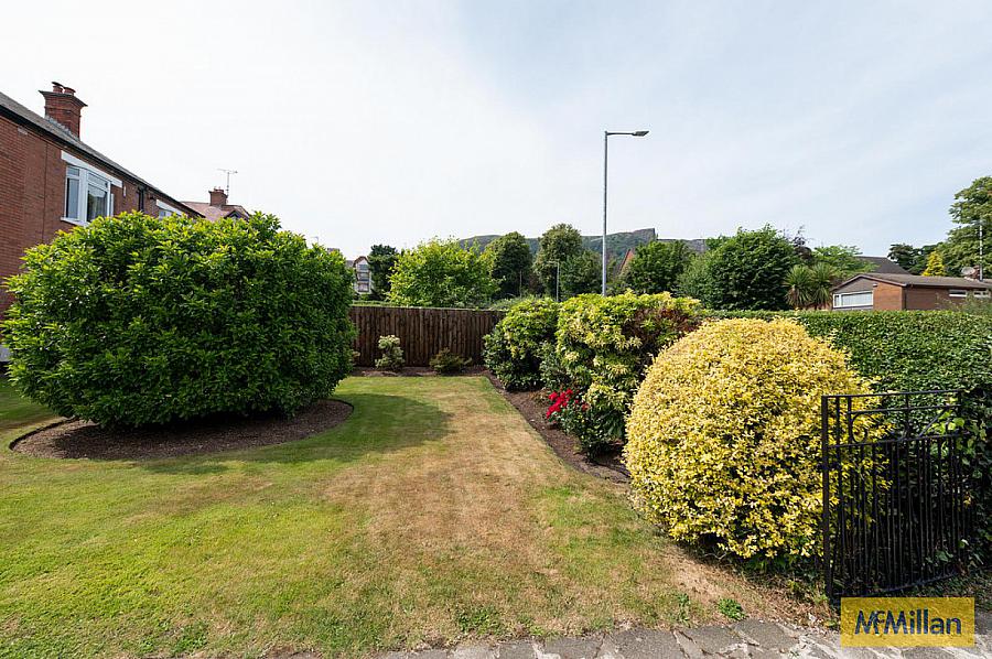 9 Downview Avenue