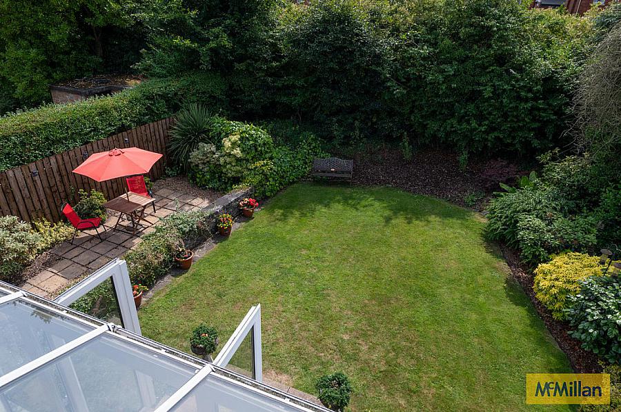 9 Downview Avenue