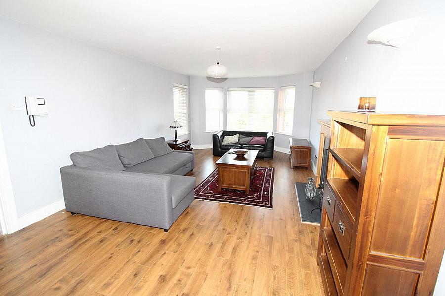 Apt 5, 18a Annadale Avenue