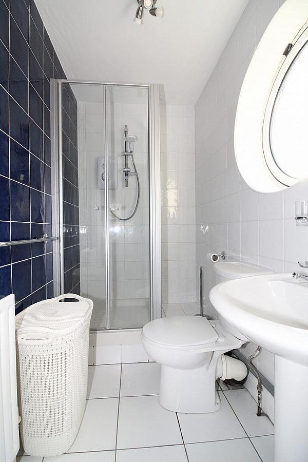 Apt 5, 18a Annadale Avenue