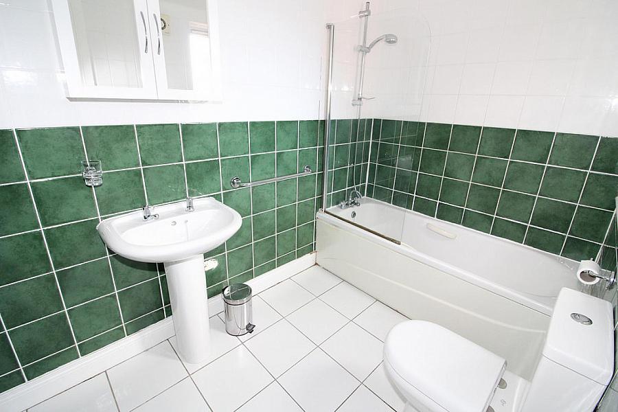 Apt 5, 18a Annadale Avenue