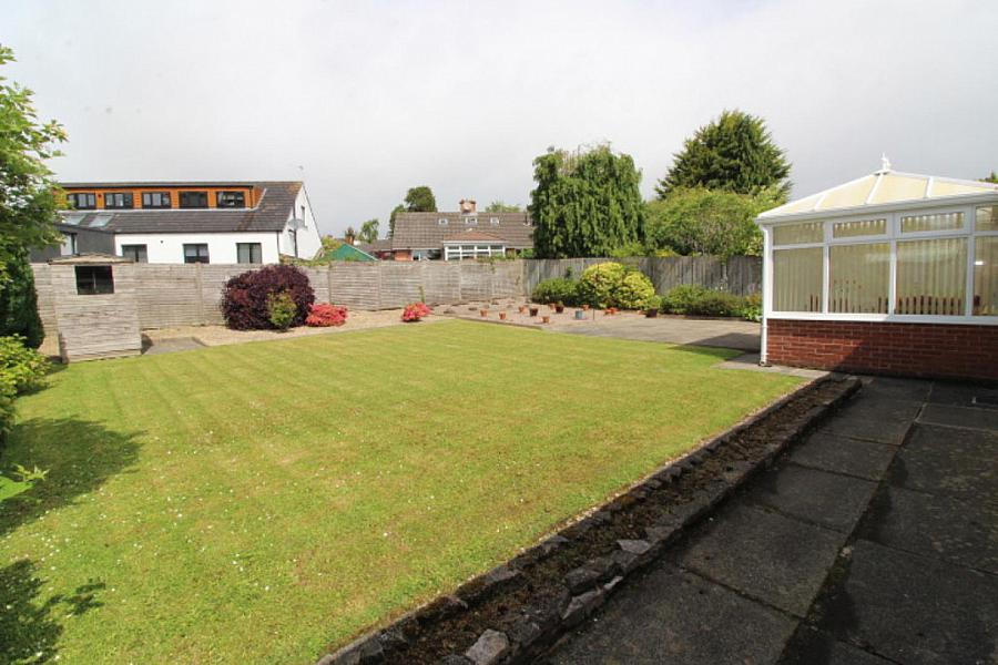 86 Old Manse Road