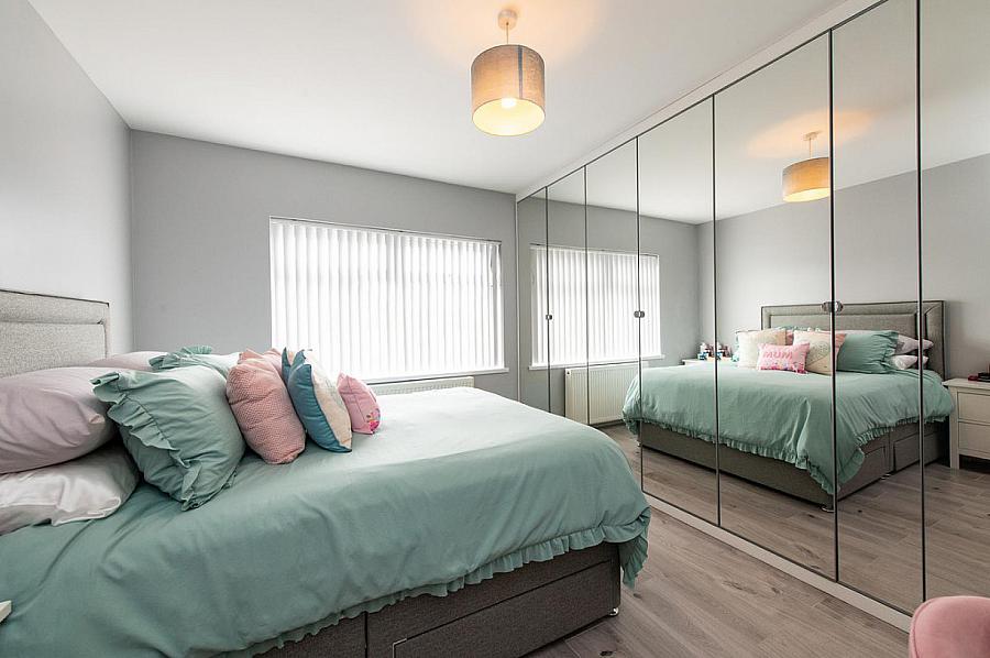 9 Swanston Gardens