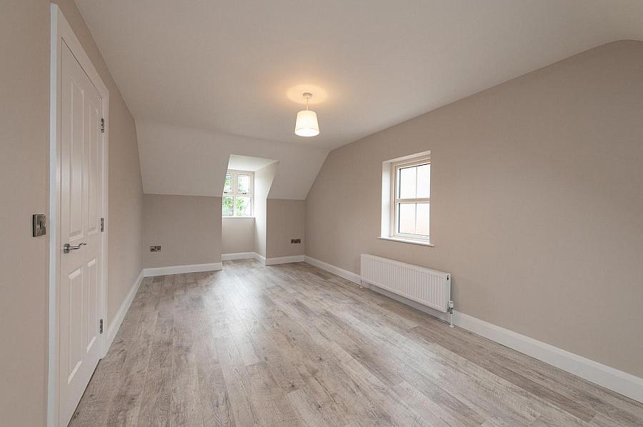 56 Oakfield Park